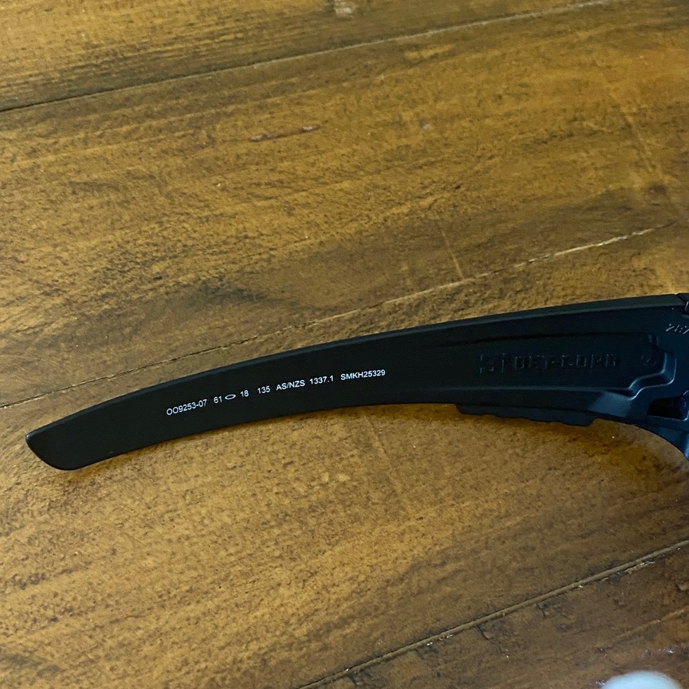 NWOT Oakley Black SI DET-CORD Tech sunglasses - Picture 4 of 10